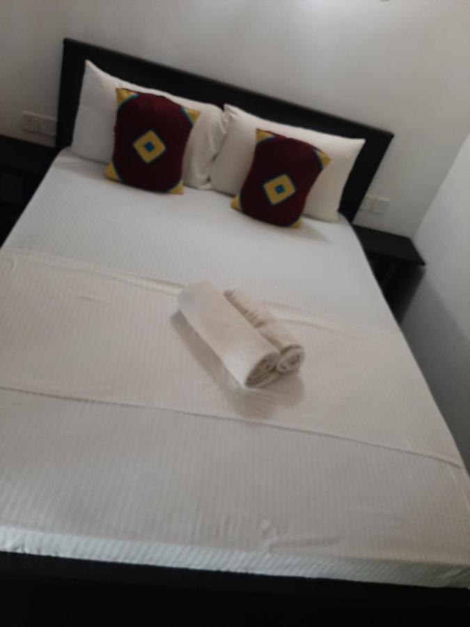 Priya Homestay Kandalama Dambulla Szoba fotó
