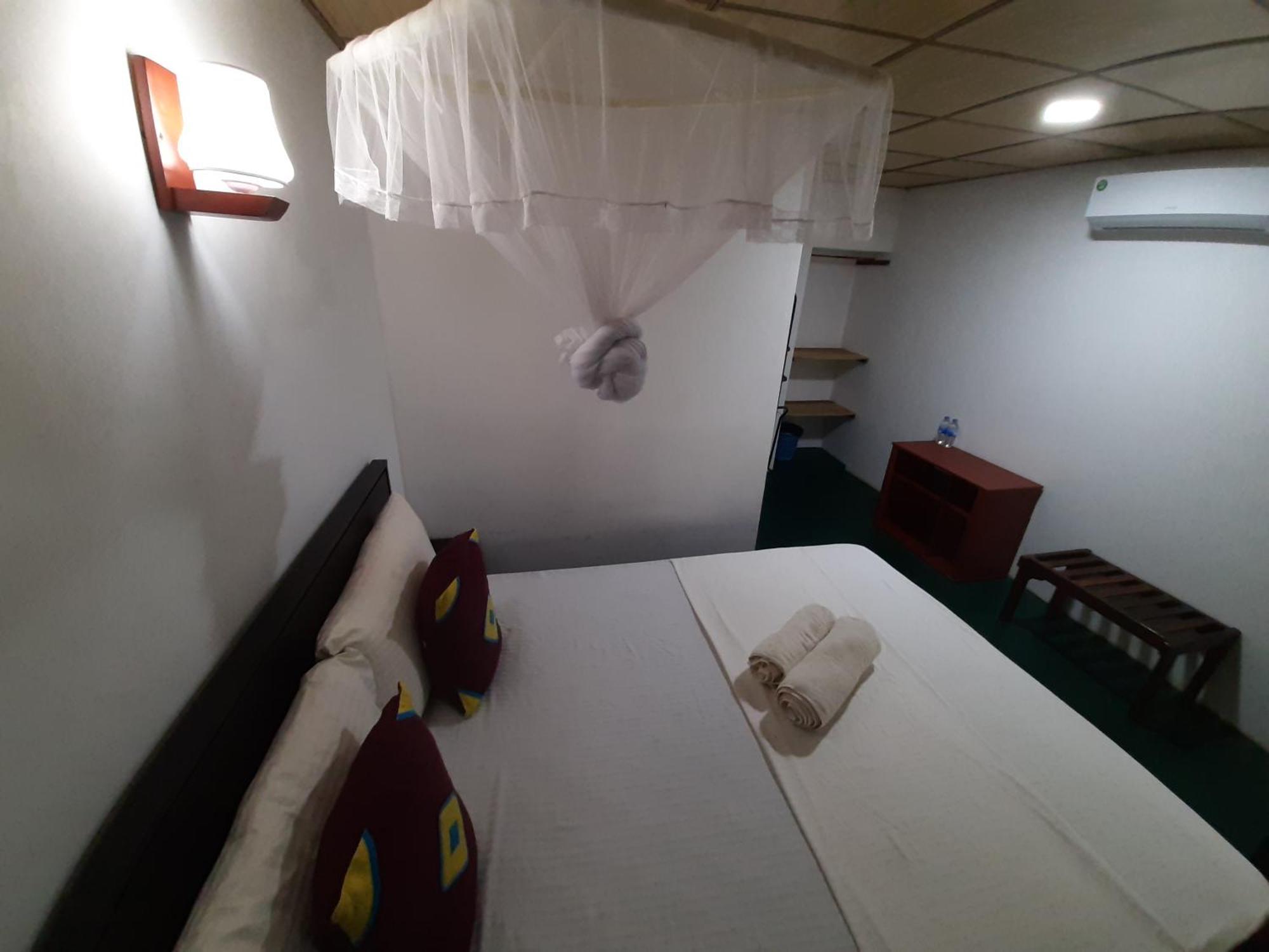 Priya Homestay Kandalama Dambulla Szoba fotó