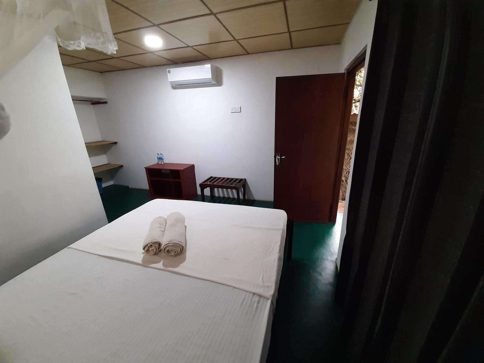 Priya Homestay Kandalama Dambulla Szoba fotó